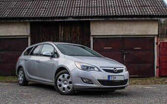 Opel Astra Sport Tourer ST 1.7CDTi ECOTEC 81kW M6