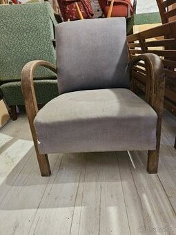 Křeslo k renovaci