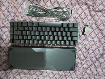 Asus rog strix falchion ace - 1