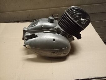 Motor na Čz 150 prodám