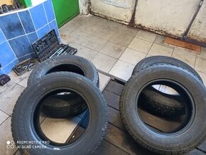 Zimní 235/65 R16C - 1