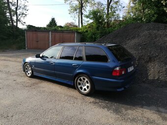 E39 530d 142kw touring