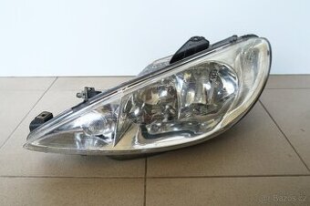 Přední světla Peugeot 206