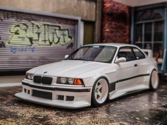 BMW E36 M3 schnitzer 1:18 UT Models