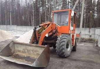 Koupím 2ks pneu 21,3x24 (530-610)