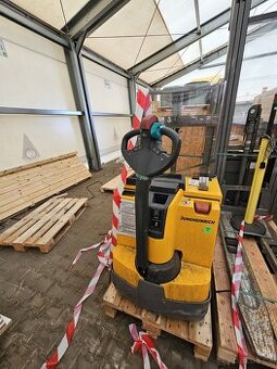 Ručně vedený vysokozdvižný JUNGHEINRICH EJC214 - AKU