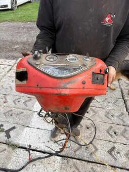 Prodám kompletní přístrojovku zetor 6911