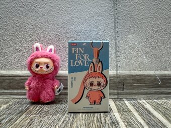 The Monsters Pin for Love (N-Z), Labubu