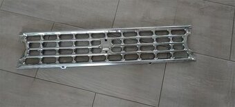 Moskvič 412 chromovaná maska