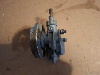 Jawa 550 torzo karburátoru