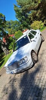 W124