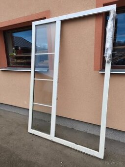 Balkonové plastové dveře