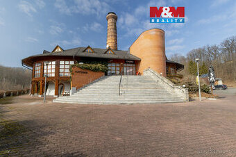 Prodej obchodního objektu, 2100 m², Černotín