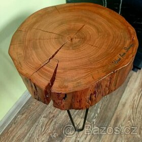 Stolek, stolička, třešeň,masiv, dekorace,doplněk, doplňky