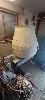 Stavební míchačka