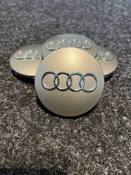 Středové krytky Audi 68mm šedé