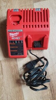 Milwaukee M18 nabijecka