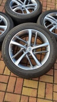 ALU kola MG HS 5x112 R18 pneu 235/50/18 zánovní sada