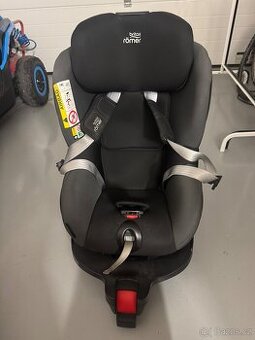 Britax Römer Dualfix M i - SIZE