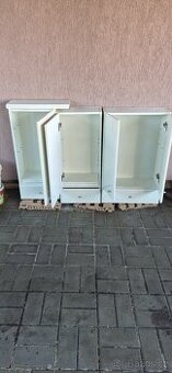 Koupelnové skříňky