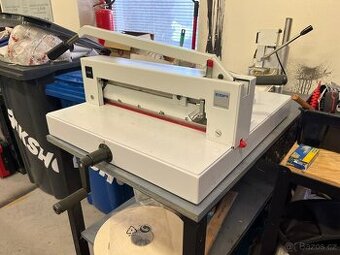 Řezačka papíru (gilotina) EBA 4305