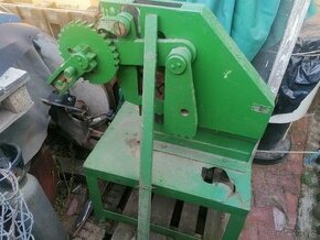 Pákové nůžky na profily