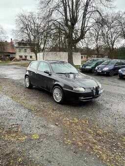 Alfa Romeo 147