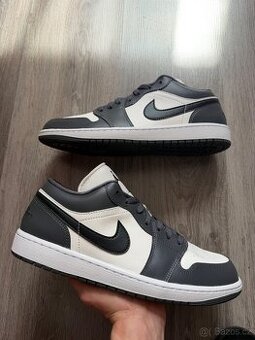 Jordan 1 Low