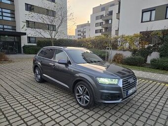 Audi Q7 ETRON TDI  3.0 TDI
