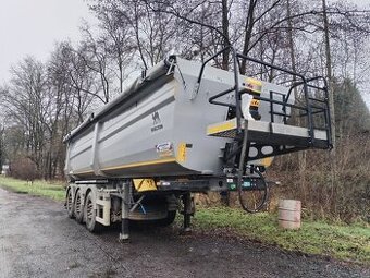 Sklopný návěs WIELTON 28m3 2025