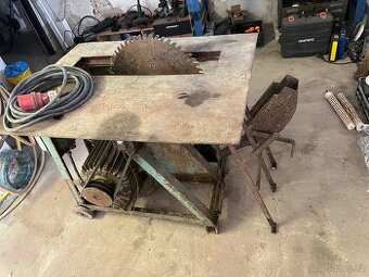 Cirkulárka s kolébkou