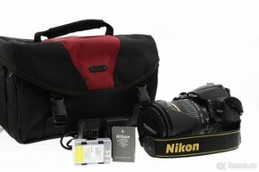 Zrcadlovka Nikon D5000 + 18-270mm + příslušenství - 1