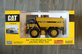 kovový model CAT 777D OFF-HIGHWAY TRUCK WITH WATER TANK 1:50