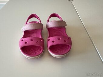 Sandálky pro holčičku Crocs vel.22