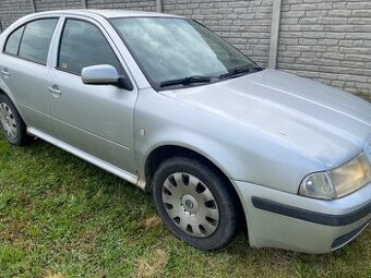 Škoda octavia 1