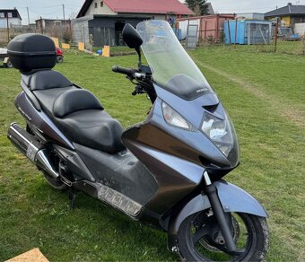 HONDA SILVERWING FJS 400