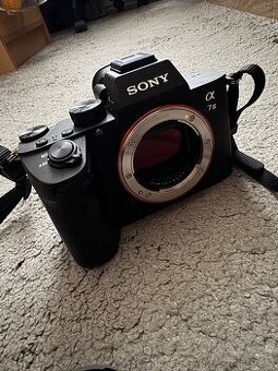 Sony Alpha 7 III