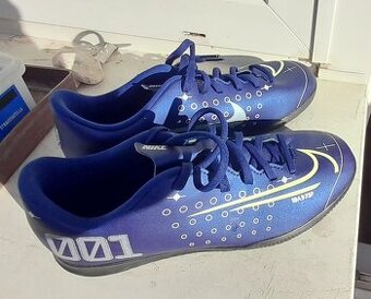 Nike NOVÉ