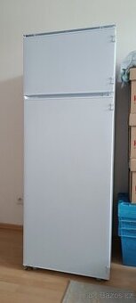 Lednice Candy CFBF 2450/2E