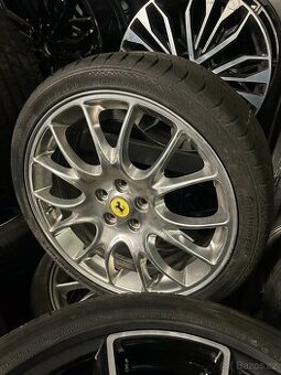 sada kol Ferrari 612 / 599 GTB orig.