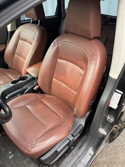 Kožené sedačky Nissan Qashqai J10 / díly