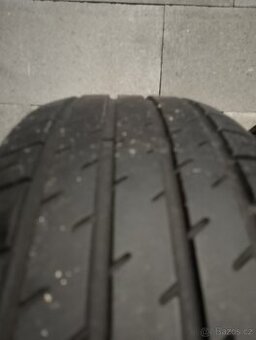 PNEU 225/55R16