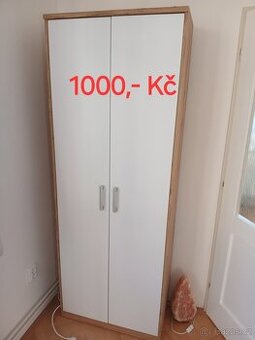 Skříně a police z XXXlutz