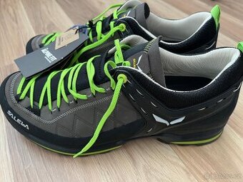 Prodám nové trekové  boty SALEWA MTN TRAINER 2 včl. 46,5
