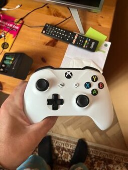 Xbox One S 500gb