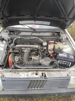 Fiat Uno MPI + veškeré doplňky Abarth - Al kola, spoilery...
