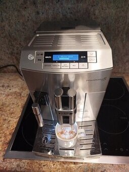 Automatický kávovar DeLonghi ECAM 28.466. Primadonna S