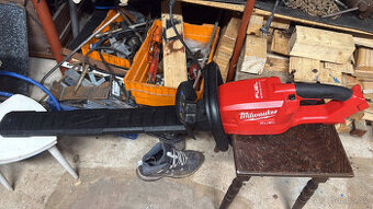 Aku plotostřih Milwaukee M18 FHT60-0