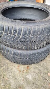 4x zimní pneu 205/55/16
Vzorek viz foto. Cena 200,-/ks.