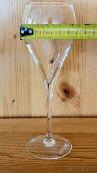 Prodám 80 ks skleniček na víno